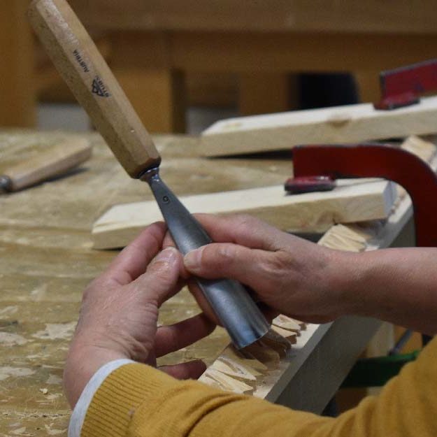 corso operatore restauro belluno intaglio